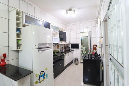 Casa à venda com 260m², 4 quartos e 1 vaga