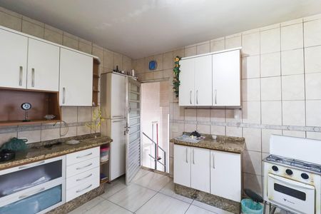 Casa à venda com 260m², 4 quartos e 1 vaga