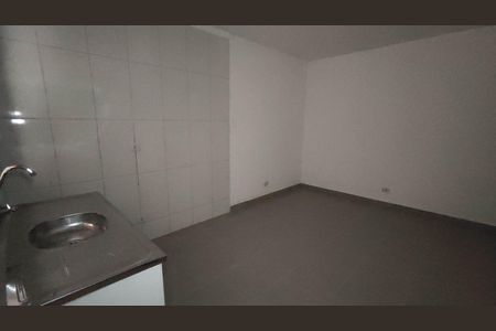 Sala / Cozinha de casa para alugar com 1 quarto, 34m² em Jardim Dayse, Ferraz de Vasconcelos