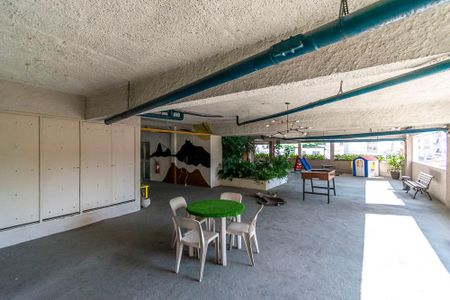 Apartamento à venda com 76m², 2 quartos e 1 vagaÁrea comum - Playground