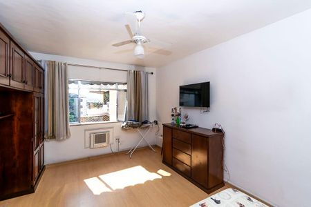 Apartamento à venda com 76m², 2 quartos e 1 vagaQuarto 1