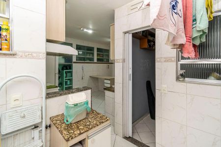 Apartamento à venda com 76m², 2 quartos e 1 vagaÁrea de Serviço