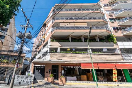 Apartamento à venda com 76m², 2 quartos e 1 vagaFachada do Prédio