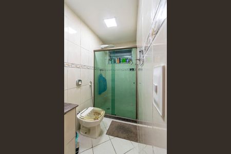 Apartamento à venda com 76m², 2 quartos e 1 vagaBanheiro