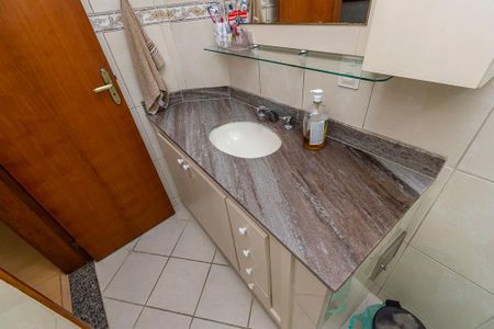 Apartamento à venda com 76m², 2 quartos e 1 vagaBanheiro