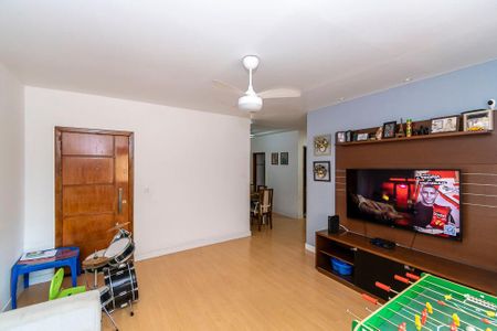 Apartamento à venda com 76m², 2 quartos e 1 vagaSala