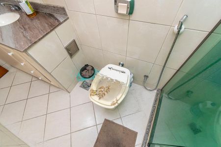 Apartamento à venda com 76m², 2 quartos e 1 vagaBanheiro