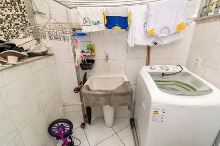 Apartamento à venda com 76m², 2 quartos e 1 vagaÁrea de Serviço
