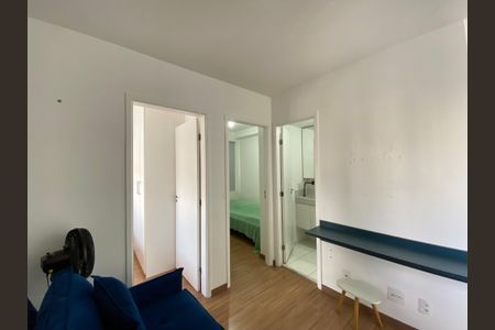 Sala de apartamento para alugar com 2 quartos, 32m² em Parque Vitoria, São Paulo