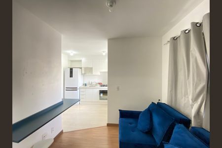 Sala de apartamento para alugar com 2 quartos, 32m² em Parque Vitoria, São Paulo