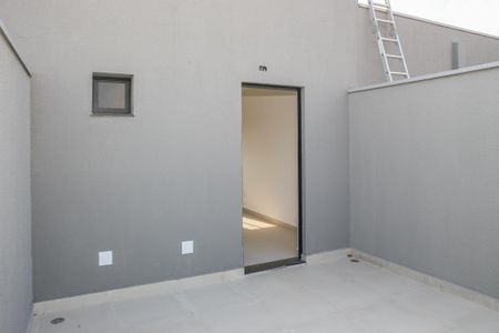 Apartamento à venda com 42m², 1 quarto e sem vaga Apartamento à venda com 42m², 1 quarto e sem vagaSacada da Suíte