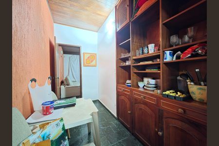 Apartamento à venda com 190m², 4 quartos e 2 vagasEscritório