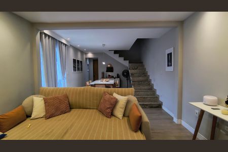 Sala de casa para alugar com 2 quartos, 120m² em Recreio dos Bandeirantes, Rio de Janeiro