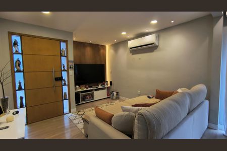 Casa para alugar com 120m², 2 quartos e 1 vagaSala