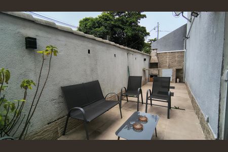 Casa para alugar com 120m², 2 quartos e 1 vagaQuintal