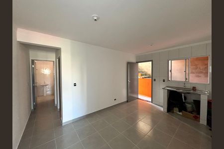Casa para alugar com 54m², 2 quartos e sem vaga Casa para alugar com 54m², 2 quartos e sem vagaCozinha