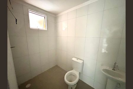 Casa para alugar com 36m², 1 quarto e sem vaga Casa para alugar com 36m², 1 quarto e sem vagaBanheiro