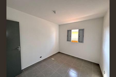 Quarto 1 de casa para alugar com 1 quarto, 36m² em Jardim Dayse, Ferraz de Vasconcelos