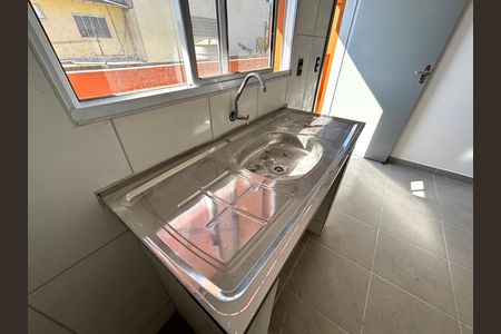 Cozinha  de casa para alugar com 1 quarto, 36m² em Jardim Dayse, Ferraz de Vasconcelos