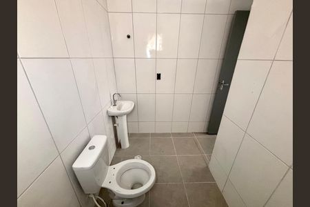 Casa para alugar com 36m², 1 quarto e sem vaga Casa para alugar com 36m², 1 quarto e sem vagaBanheiro