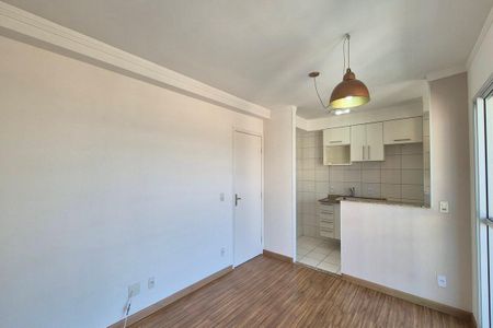 Sala  de apartamento para alugar com 2 quartos, 51m² em Jardim Nova Europa, Campinas
