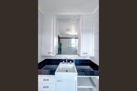 Apartamento à venda com 75m², 2 quartos e 1 vagaBanheiro da Suíte