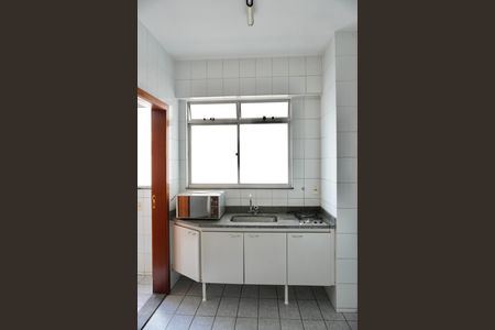 Apartamento para alugar com 65m², 2 quartos e 1 vagaCozinha 