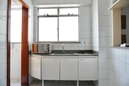 Apartamento para alugar com 65m², 2 quartos e 1 vagaCozinha 