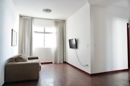 Sala de apartamento para alugar com 2 quartos, 65m² em Centro, Belo Horizonte