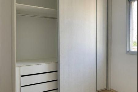 Apartamento à venda com 2 quartos, 52m² em Lapa de Baixo, São Paulo