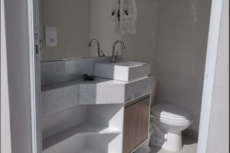 Casa à venda com 212m², 3 quartos e 4 vagas