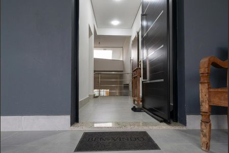 Casa à venda com 212m², 3 quartos e 4 vagas