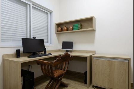 Casa à venda com 3 quartos, 212m² em Swiss Park, Campinas