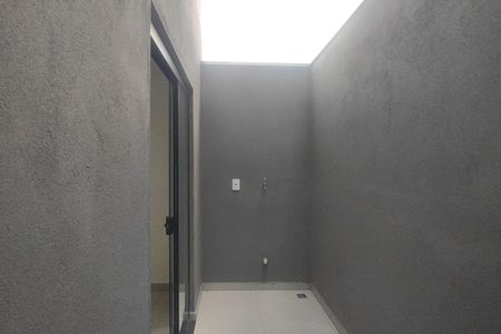 Apartamento para alugar com 32m², 1 quarto e sem vagaQuintal