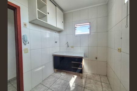 Apartamento para alugar com 42m², 2 quartos e sem vaga