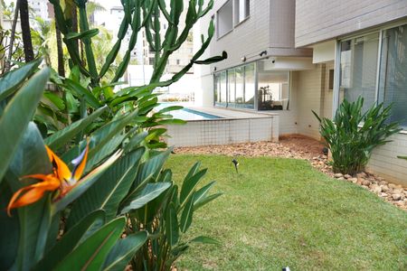 Apartamento para alugar com 80m², 2 quartos e 1 vagaÁrea comum - Piscina