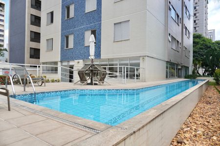 Apartamento para alugar com 80m², 2 quartos e 1 vagaÁrea comum - Piscina