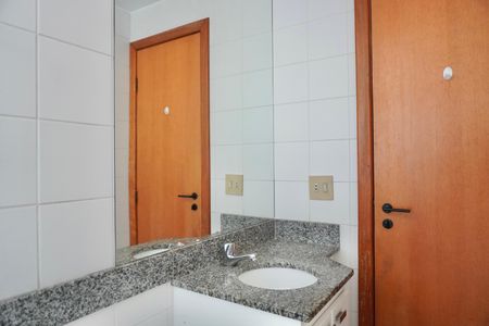 Apartamento para alugar com 80m², 2 quartos e 1 vagaBanheiro da Suíte