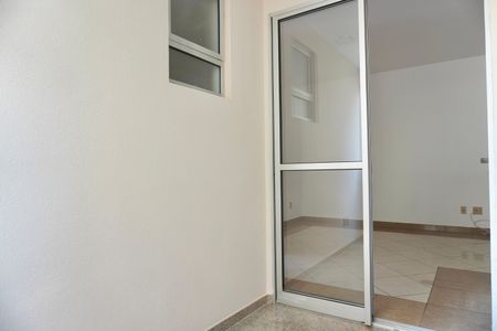 Apartamento para alugar com 80m², 2 quartos e 1 vagaVaranda da Sala