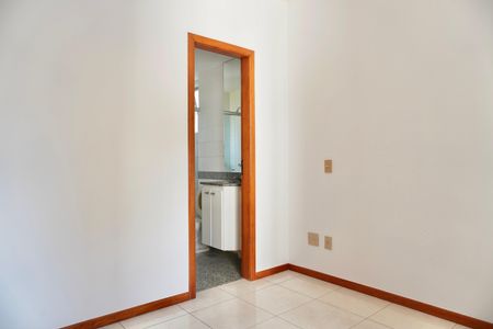 Apartamento para alugar com 80m², 2 quartos e 1 vagaSuíte 