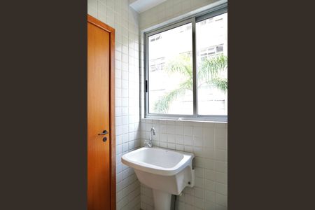 Apartamento para alugar com 80m², 2 quartos e 1 vagaÁrea de Serviço