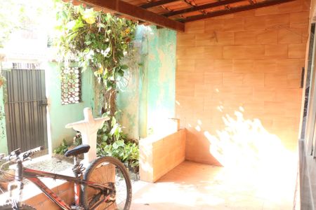 Varanda de casa para alugar com 2 quartos, 100m² em Centro, Nova Iguaçu