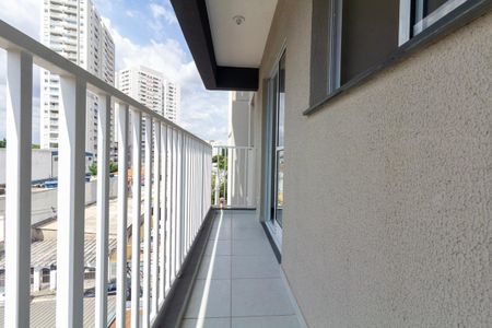 Apartamento para alugar com 45m², 2 quartos e sem vagaVaranda