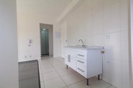 Apartamento para alugar com 45m², 2 quartos e sem vagaCozinha e Área de Serviço