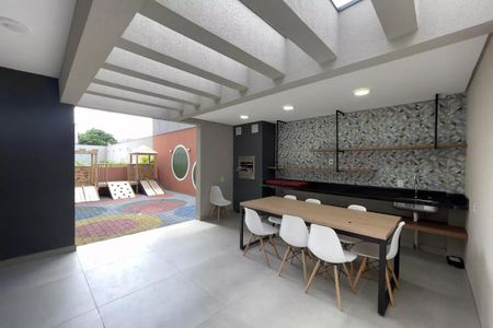 Apartamento para alugar com 39m², 2 quartos e sem vaga