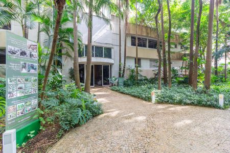 Apartamento para alugar com 149m², 3 quartos e 2 vagas Apartamento para alugar com 149m², 3 quartos e 2 vagasÁrea comum - Bosque