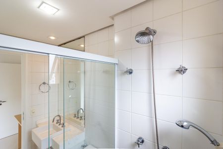 Apartamento para alugar com 149m², 3 quartos e 2 vagas Apartamento para alugar com 149m², 3 quartos e 2 vagasBanheiro da Suíte 2