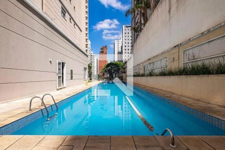 Apartamento para alugar com 149m², 3 quartos e 2 vagas Apartamento para alugar com 149m², 3 quartos e 2 vagasÁrea comum - Piscina
