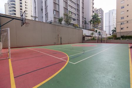 Apartamento para alugar com 149m², 3 quartos e 2 vagas Apartamento para alugar com 149m², 3 quartos e 2 vagasÁrea comum - Quadra