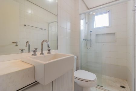 Apartamento para alugar com 149m², 3 quartos e 2 vagas Apartamento para alugar com 149m², 3 quartos e 2 vagasBanheiro da Suíte 2